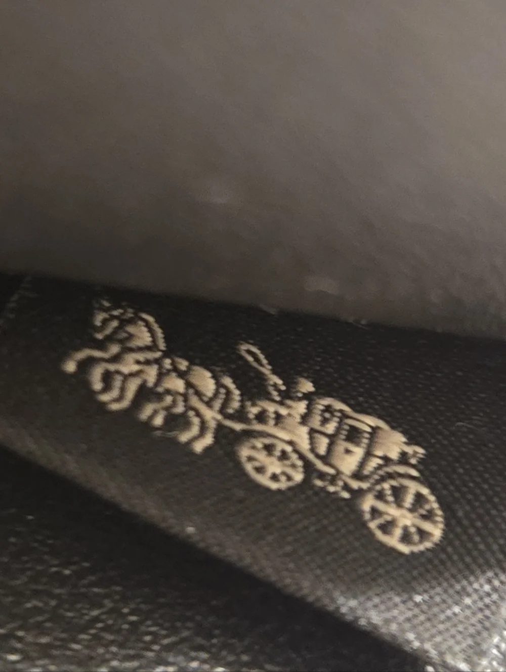 Stunning Coach Butterfly Passport Case in Premium Black Leather Refurbished - Picture 13 of 13